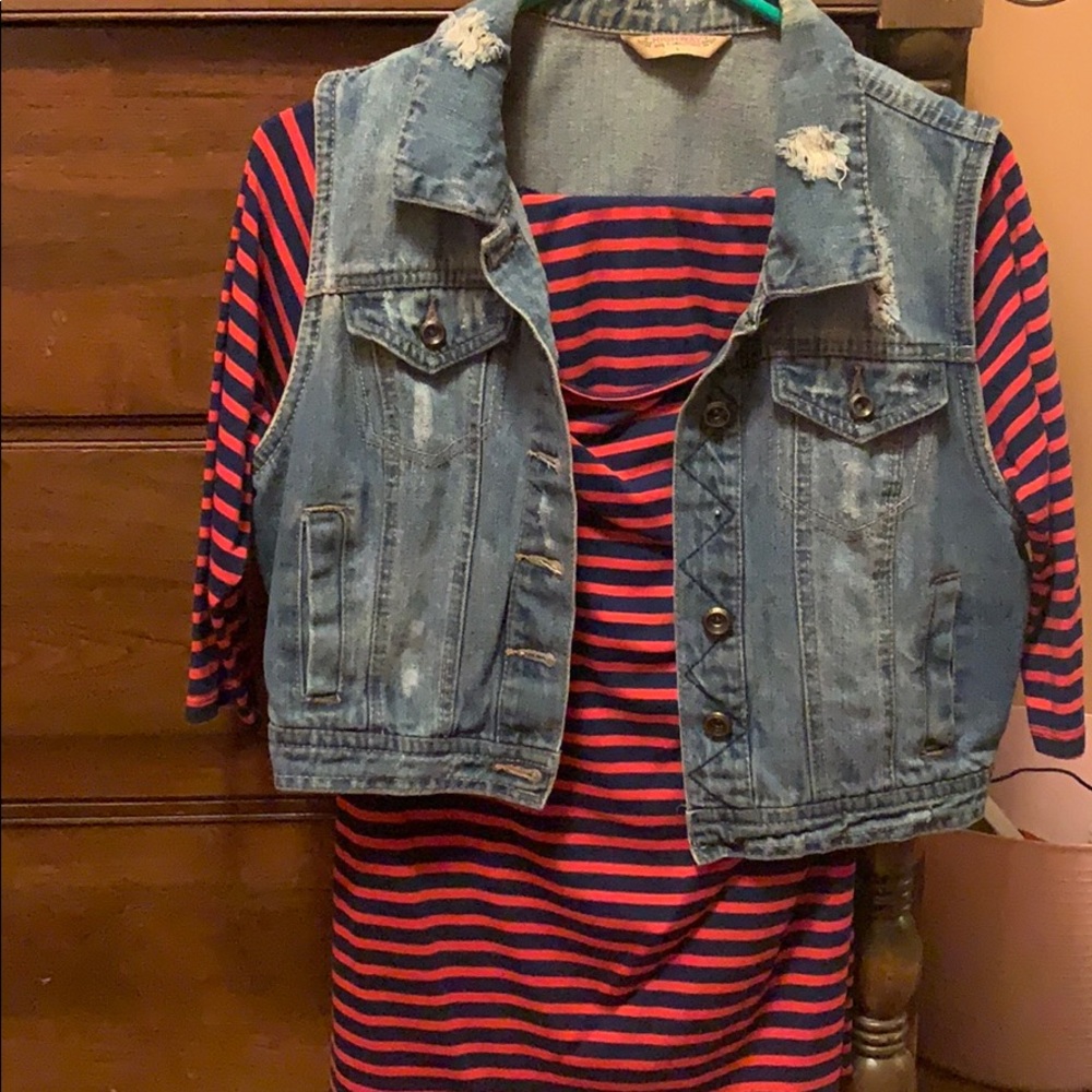 Jean jacket vest and quarter sleeve boat neck top